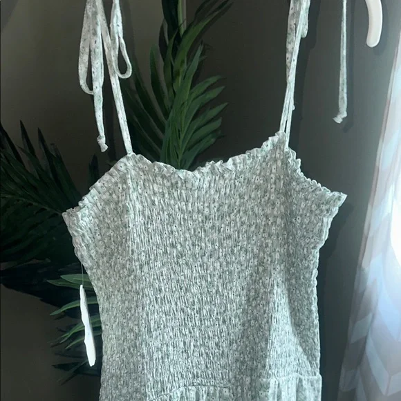 NWT! Altar’d State Green Floral Bell Bottom Jumpsuit - Picture 9 of 9